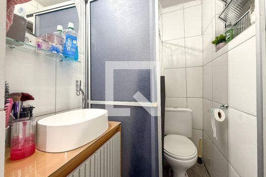 Banheiro de casa à venda com 3 quartos, 130m² em Jardim Vergueiro, São Paulo
