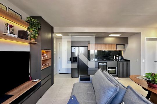 Sala de apartamento à venda com 1 quarto, 48m² em Vila Sao Francisco (zona Sul), São Paulo