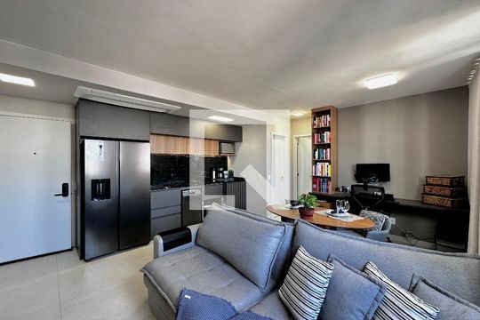 Sala de apartamento à venda com 1 quarto, 48m² em Vila Sao Francisco (zona Sul), São Paulo