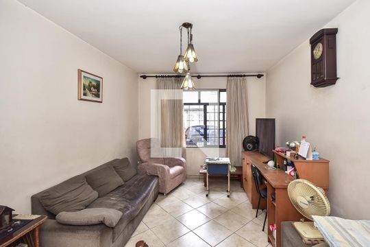 Sala de casa à venda com 3 quartos, 125m² em Jardim Monte Kemel, São Paulo