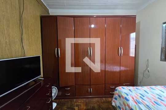 Quarto 01 de casa à venda com 2 quartos, 140m² em Jardim Terezopolis, Guarulhos