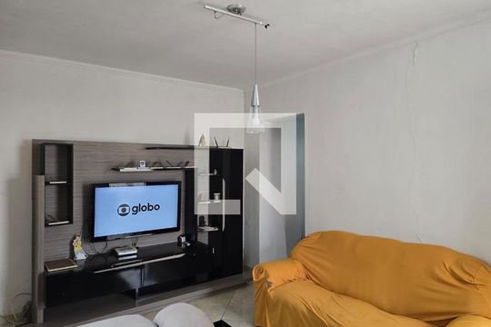 Sala  de casa à venda com 2 quartos, 140m² em Jardim Terezopolis, Guarulhos