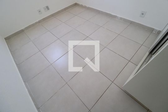 Quarto 1 de apartamento para alugar com 2 quartos, 60m² em Shopping Park, Uberlândia