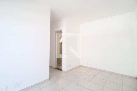 Apartamento para alugar com 2 quartos, 60m² em Shopping Park, Uberlândia