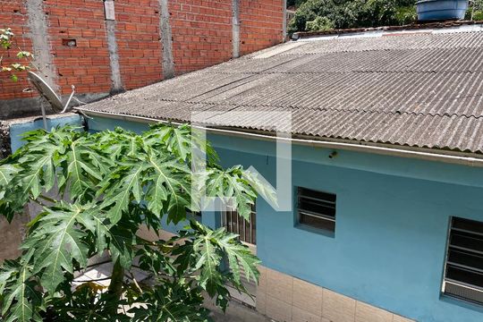 Casa para alugar com 2 quartos, 125m² em Jardim Lina, Cotia