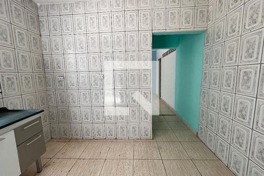 Cozinha de casa para alugar com 2 quartos, 125m² em Jardim Lina, Cotia