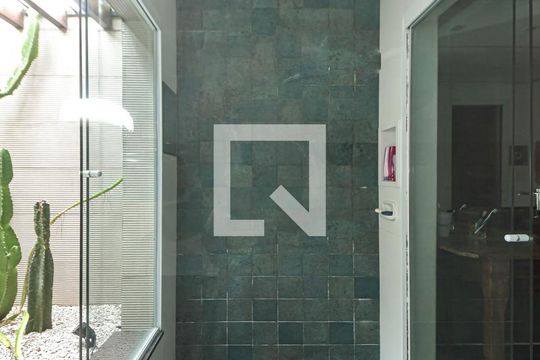 Banheiro da Suíte de casa à venda com 1 quarto, 150m² em Campo Belo, São Paulo