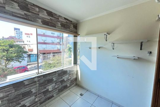 Varanda da Sala de apartamento para alugar com 2 quartos, 58m² em Jardim Botânico, Porto Alegre