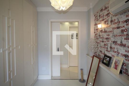 Quarto 1 de apartamento à venda com 2 quartos, 82m² em Três Figueiras, Porto Alegre