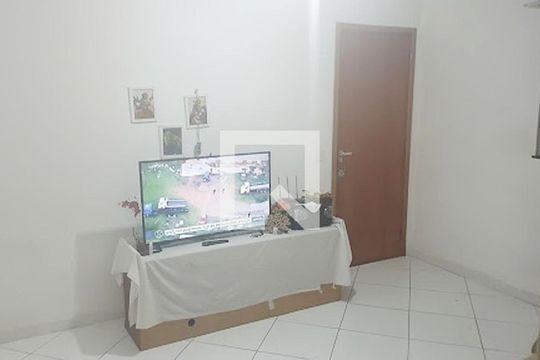 Sala de apartamento para alugar com 2 quartos, 45m² em Itanhangá, Rio de Janeiro