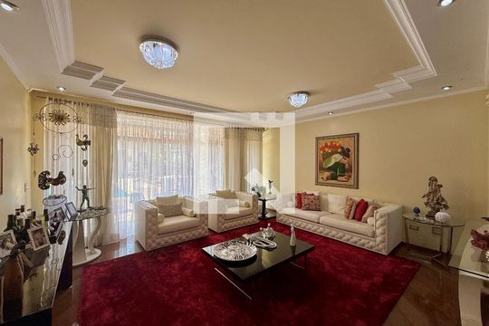 Sala de casa à venda com 6 quartos, 500m² em Santo Amaro, São Paulo