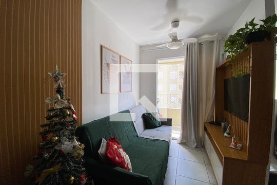 Sala de apartamento à venda com 2 quartos, 40m² em Del Castilho, Rio de Janeiro