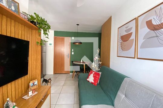 Sala de apartamento à venda com 2 quartos, 40m² em Del Castilho, Rio de Janeiro