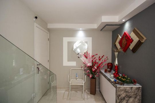 Hall de Entrada de apartamento para alugar com 2 quartos, 126m² em Paraíso do Morumbi, São Paulo