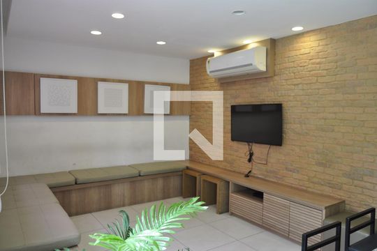 Apartamento à venda com 2 quartos, 56m² em Del Castilho, Rio de Janeiro