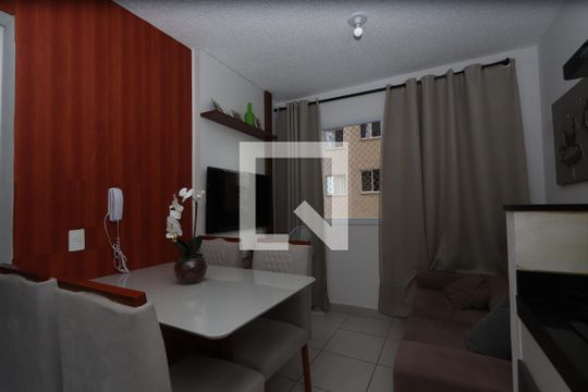 Sala de apartamento para alugar com 2 quartos, 33m² em Vila Ema, São Paulo