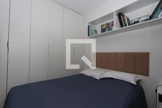 Quarto 1 de apartamento para alugar com 2 quartos, 33m² em Vila Ema, São Paulo