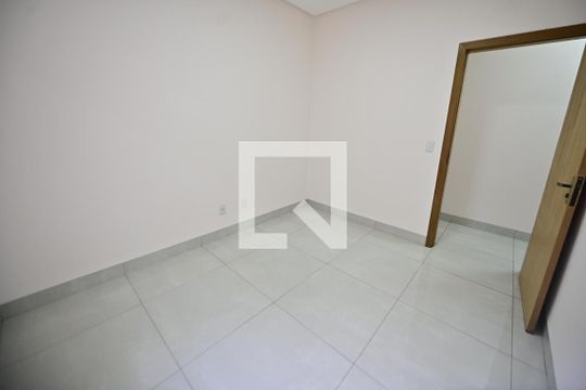 Quarto 2 de casa à venda com 3 quartos, 180m² em Setor Três Marias, Goiânia