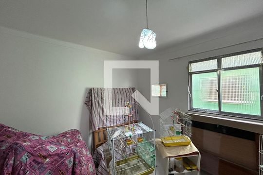 Quarto 1 de casa para alugar com 3 quartos, 100m² em Quintino Bocaiúva, Rio de Janeiro