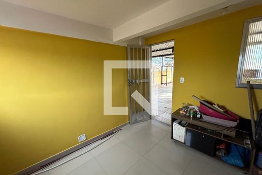Quarto 2 de casa para alugar com 3 quartos, 100m² em Quintino Bocaiúva, Rio de Janeiro
