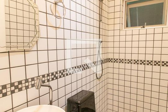 Casa para alugar com 4 quartos, 346m² em Jardim Botânico (sousas), Campinas