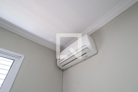 Quarto 1 de apartamento para alugar com 3 quartos, 80m² em Santa Mônica, Uberlândia