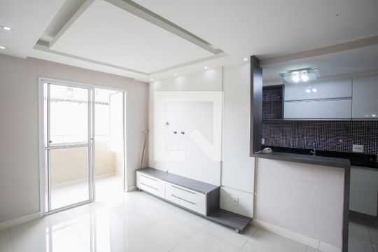 Sala de apartamento à venda com 3 quartos, 74m² em Taquara, Rio de Janeiro