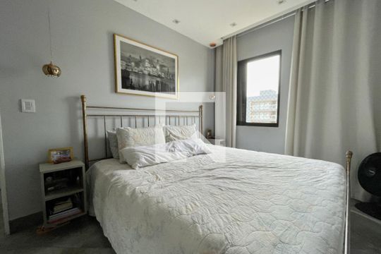 Apartamento à venda com 2 quartos, 69m² em Chora Menino, São Paulo