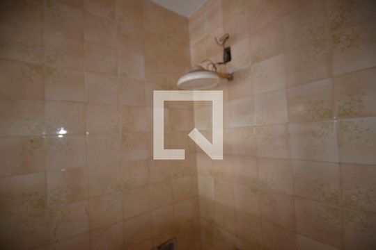 Banheiro Social de casa à venda com 2 quartos, 100m² em Vila Valqueire, Rio de Janeiro