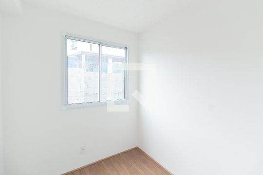 Quarto 1 de apartamento para alugar com 2 quartos, 32m² em Vila Carmosina, São Paulo