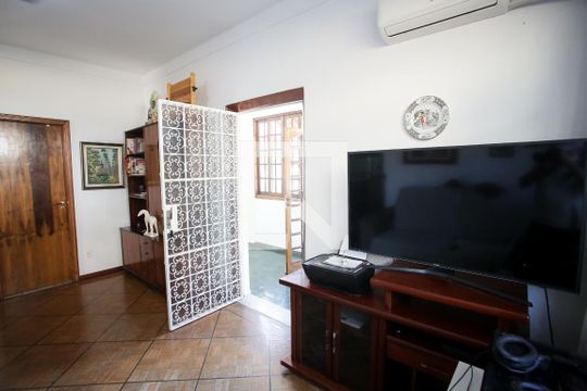 Sala de casa à venda com 5 quartos, 400m² em Freguesia (jacarepaguá), Rio de Janeiro