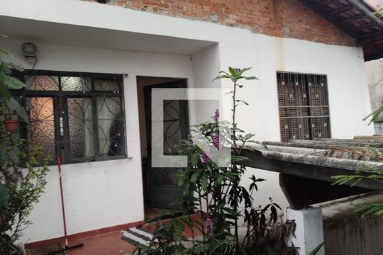 Fachada de casa para alugar com 3 quartos, 180m² em Mandaqui, São Paulo