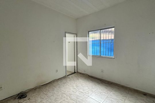Sala de kitnet/studio à venda com 2 quartos, 80m² em Vargem Grande, Rio de Janeiro