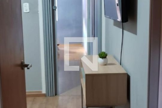 Casa à venda com 3 quartos, 81m² em Vila Nelson, São Paulo