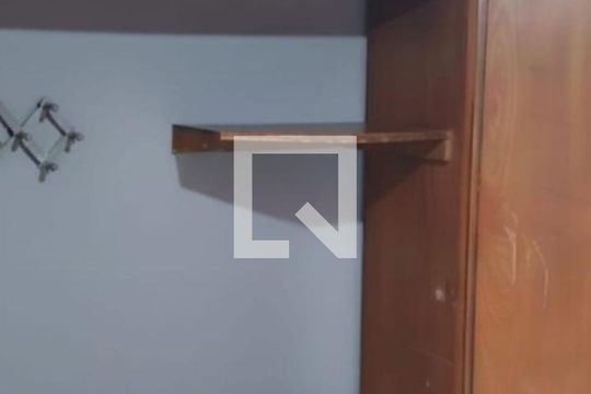 Casa à venda com 3 quartos, 81m² em Vila Nelson, São Paulo