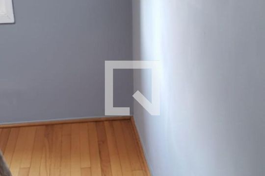 Casa à venda com 3 quartos, 81m² em Vila Nelson, São Paulo