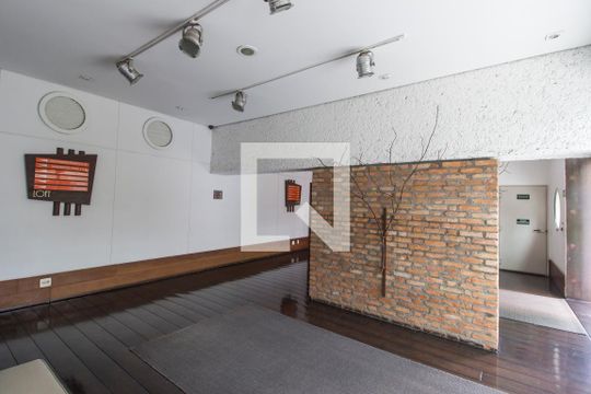 Hall de entrada de apartamento para alugar com 1 quarto, 55m² em A Industrial, Barueri