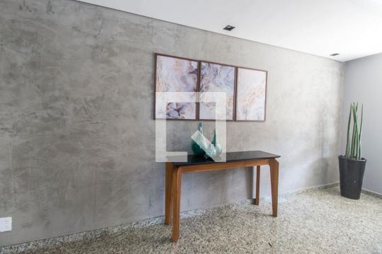 Hall de entrada de apartamento para alugar com 2 quartos, 65m² em Melville Empresarial Ii, Barueri