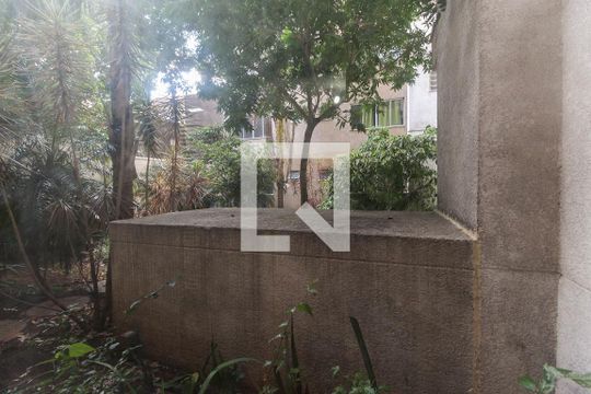 Vista do Quarto de kitnet/studio para alugar com 1 quarto, 28m² em Vila Campanela, São Paulo