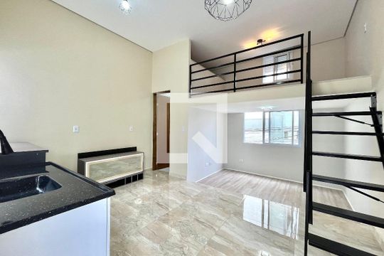 Sala de casa para alugar com 1 quarto, 40m² em Vila do Encontro, São Paulo
