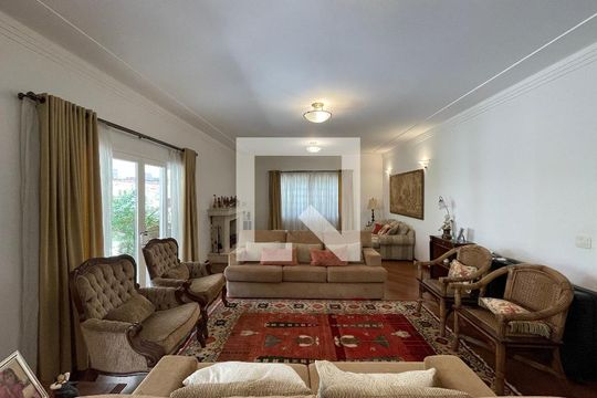 Sala de casa de condomínio para alugar com 4 quartos, 505m² em Jardim Passargada I, Cotia