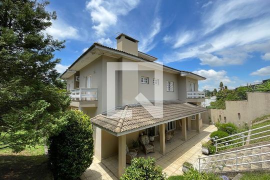 Fachada de casa de condomínio para alugar com 4 quartos, 505m² em Jardim Passargada I, Cotia