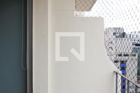 Varanda de apartamento à venda com 1 quarto, 61m² em Vila Olímpia, São Paulo