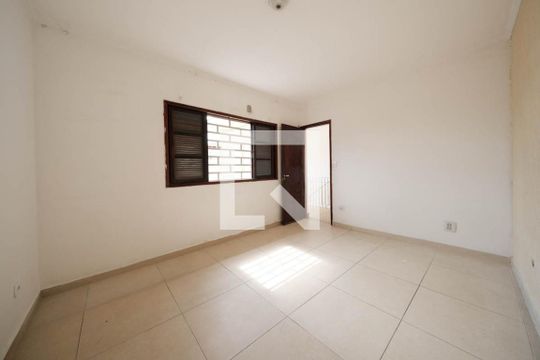 Quarto 3 de casa à venda com 3 quartos, 159m² em Cangaiba, São Paulo