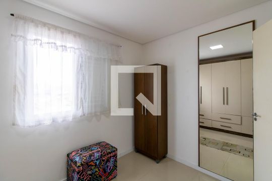Quarto 3 de apartamento para alugar com 3 quartos, 60m² em Jardim Imperador, Guarulhos