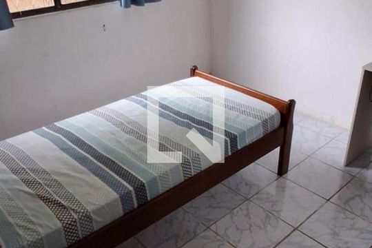 Quarto de casa à venda com 2 quartos, 225m² em Senador Vasconcelos, Rio de Janeiro