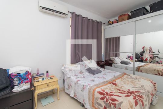 Quarto 2 de apartamento à venda com 2 quartos, 69m² em Menino Deus, Porto Alegre