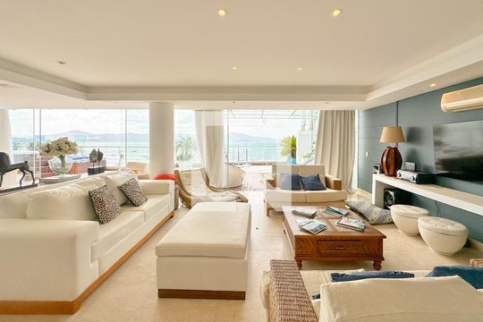 Sala de TV de apartamento para alugar com 4 quartos, 423m² em Canasvieiras, Florianópolis