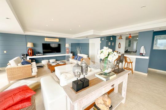 Sala de TV de apartamento para alugar com 4 quartos, 423m² em Canasvieiras, Florianópolis