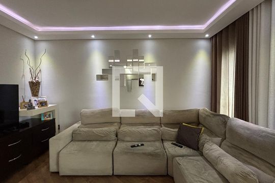 Sala de casa à venda com 3 quartos, 350m² em Parque das Nações, Santo André